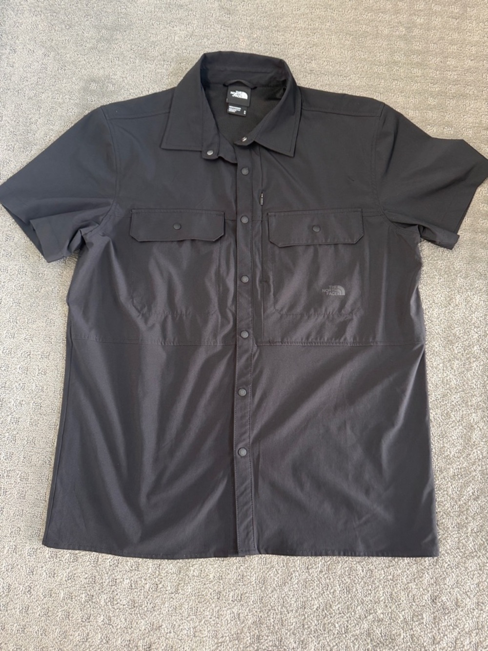 The North Face Men's Short Sleeve Button-Front Shirt - Black
